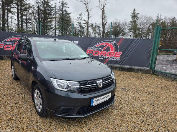 2020 Dacia Sandero - exterior view