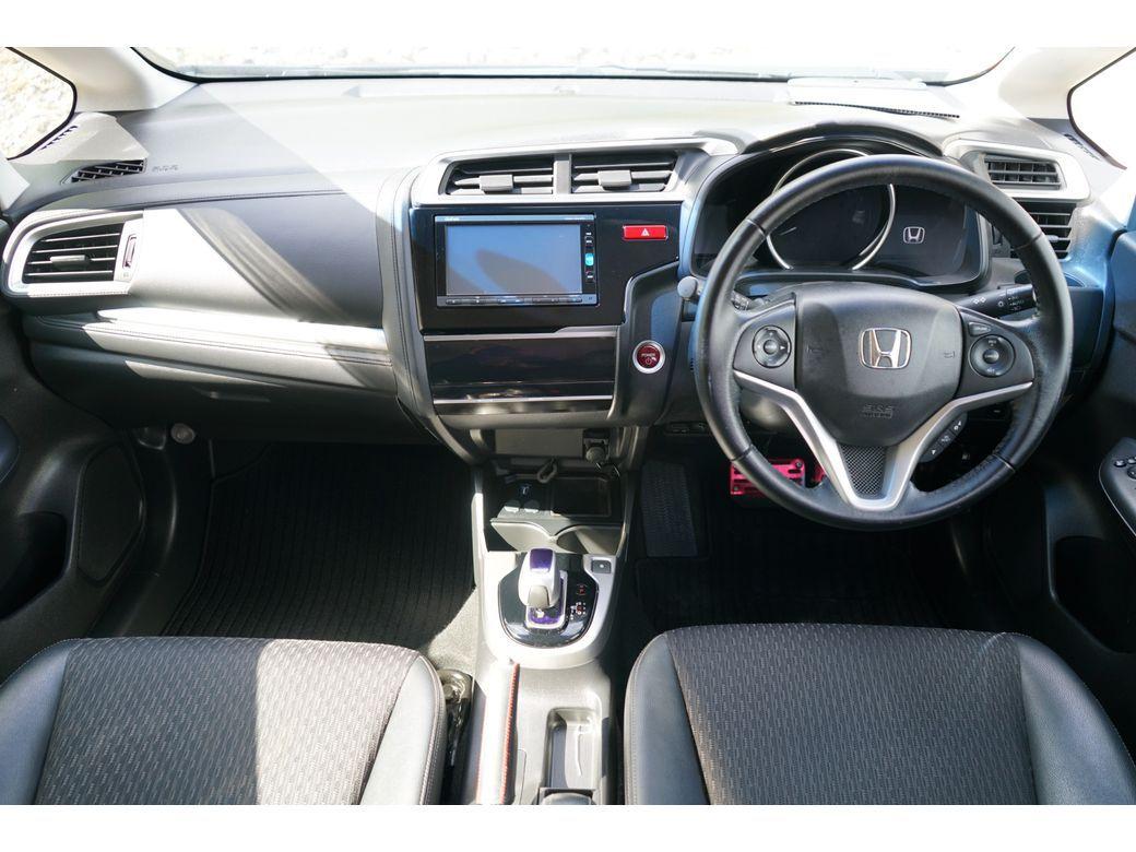 2016 Honda Fit
- photo 15