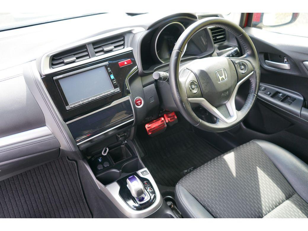 2016 Honda Fit
- photo 17