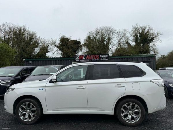 2015 Mitsubishi Outlander - photo 4
