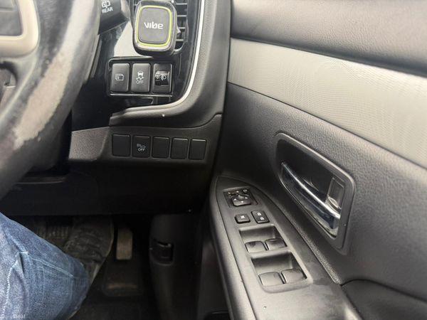 2015 Mitsubishi Outlander - photo 12