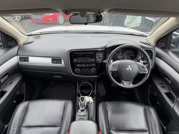 2015 Mitsubishi Outlander - photo 16