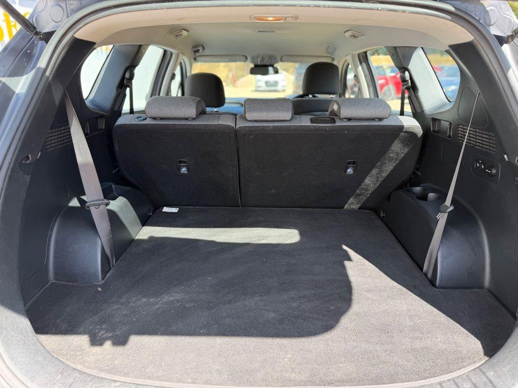 2018 Hyundai Santa Fe / 7 Seater - photo 13