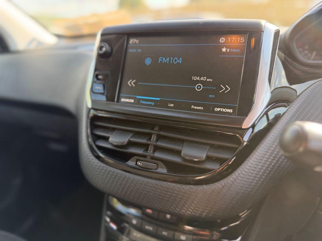 2018 Peugeot 2008 - photo 9