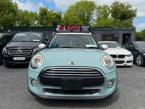2017 Mini One 1.2 - interior view