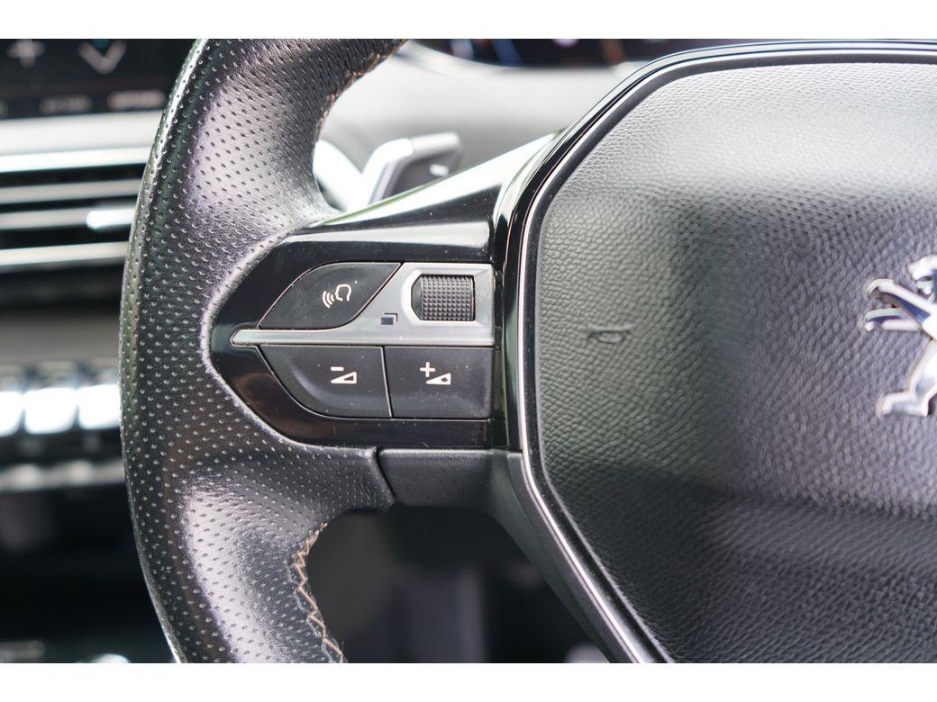 2018 Peugeot 5008 - photo 12
