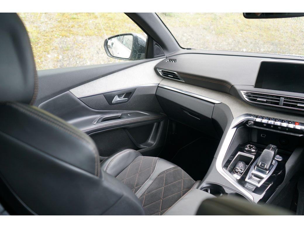 2018 Peugeot 5008 - photo 20