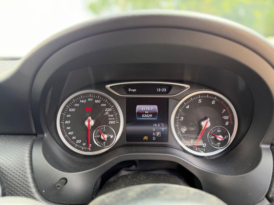 2017 Mercedes Benz A 180 - photo 12