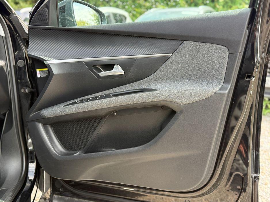 2017 Peugeot 3008 - photo 14