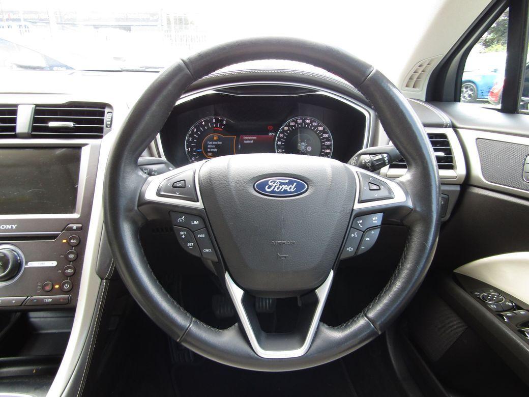 2018 Ford Mondeo - photo 9