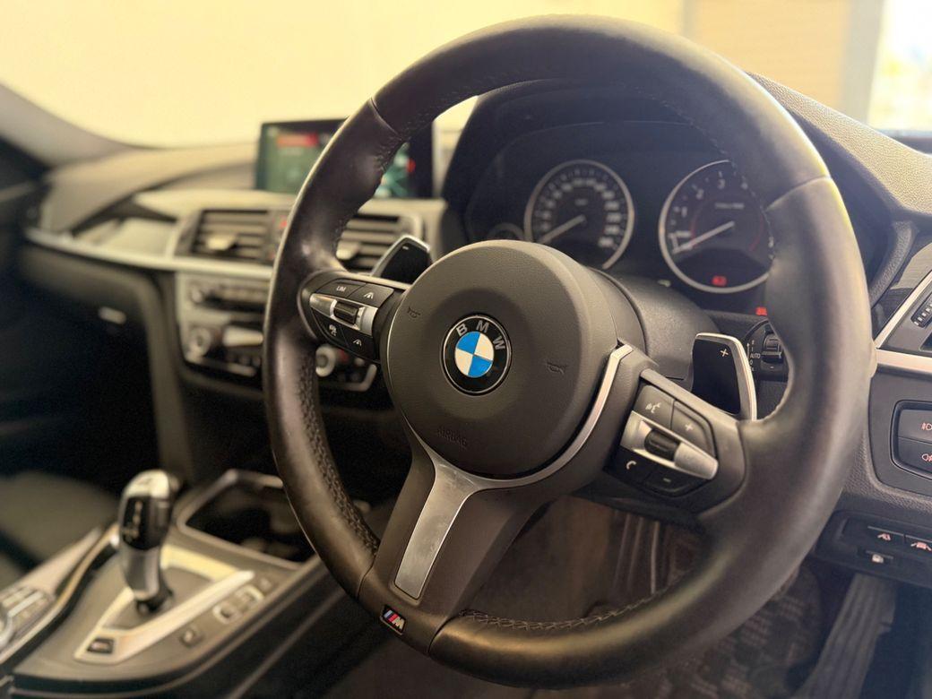 2019 BMW 330 - photo 9