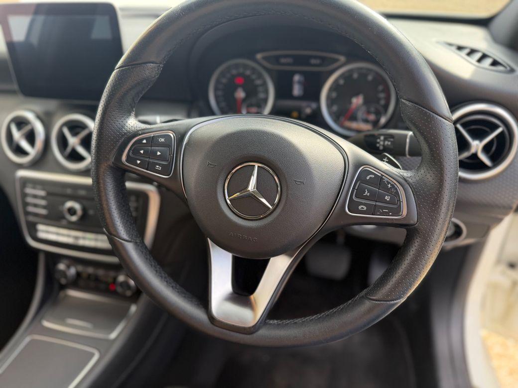 2017 Mercedes Benz A 180 - photo 8