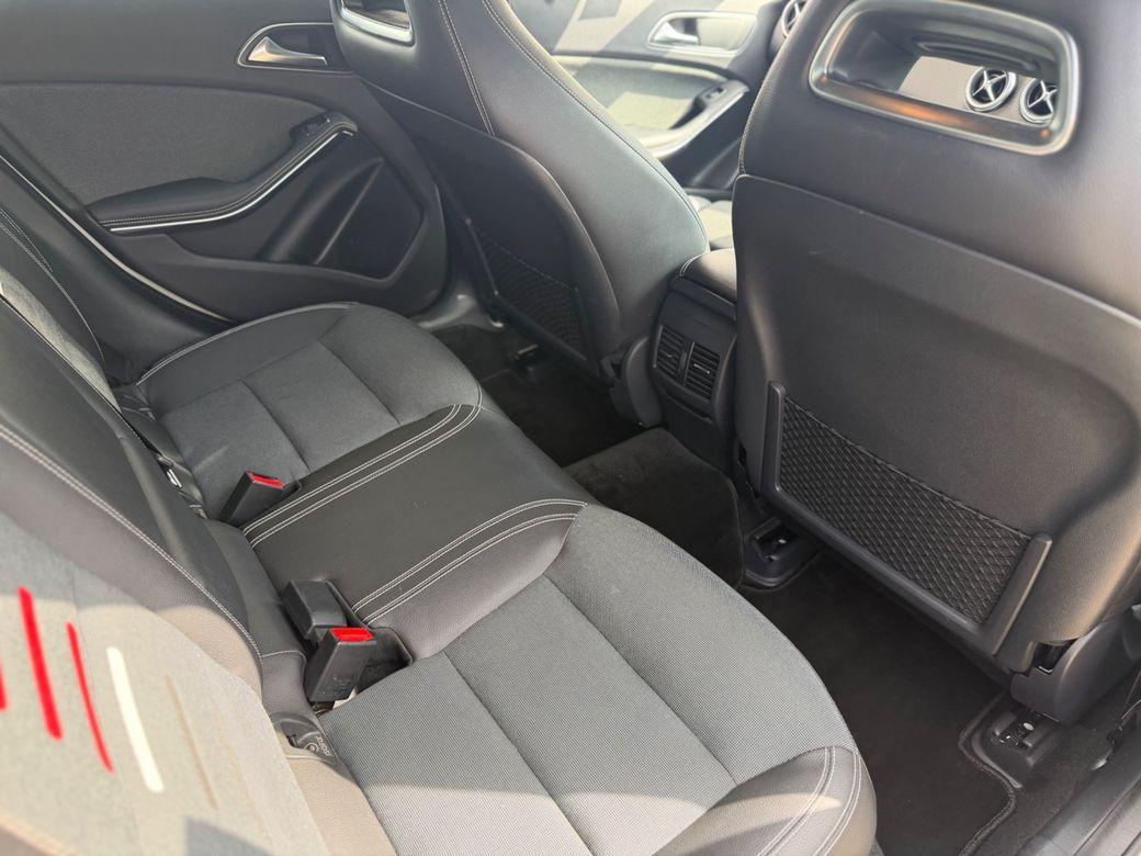 2017 Mercedes Benz A 180 - photo 13