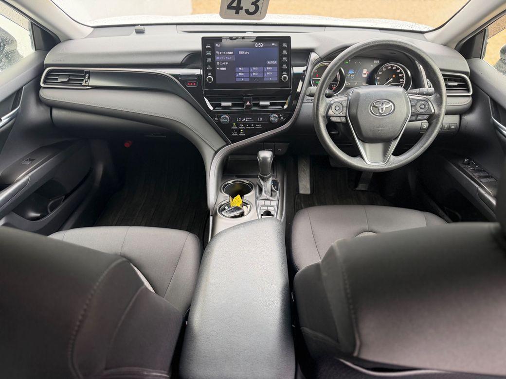 2022 Toyota Camry - photo 6