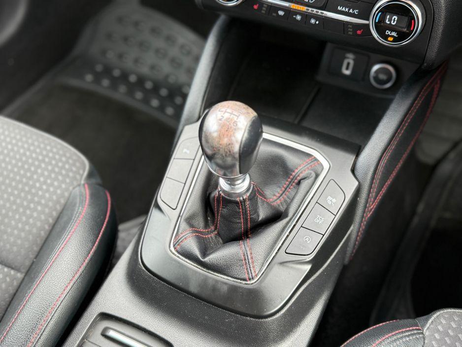 2019 Ford Focus - photo 23