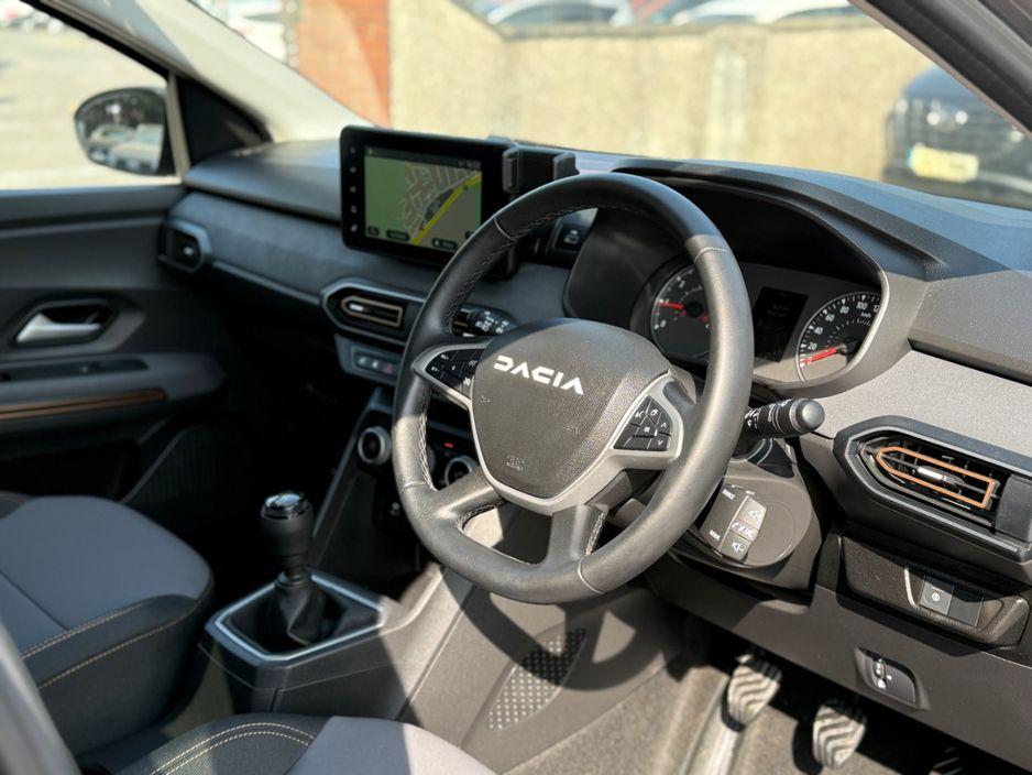 2025 Dacia Jogger / 7 Seater - photo 15