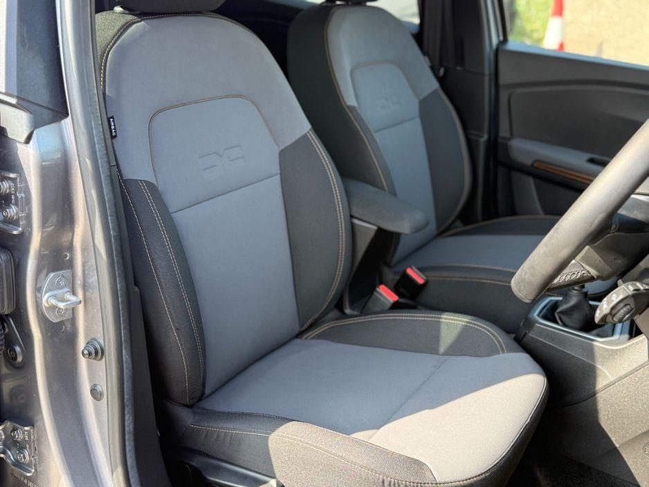 2025 Dacia Jogger / 7 Seater - photo 18