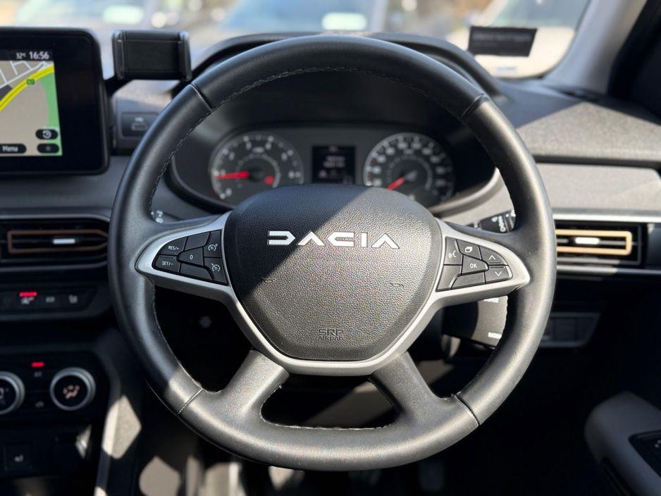 2025 Dacia Jogger / 7 Seater - photo 25