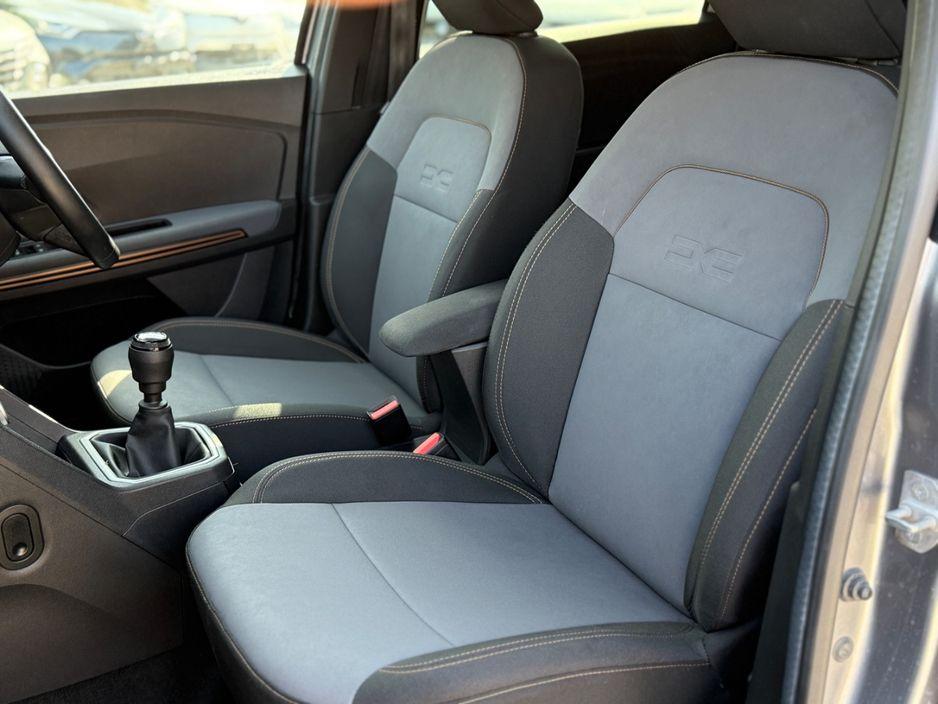 2025 Dacia Jogger / 7 Seater - photo 30