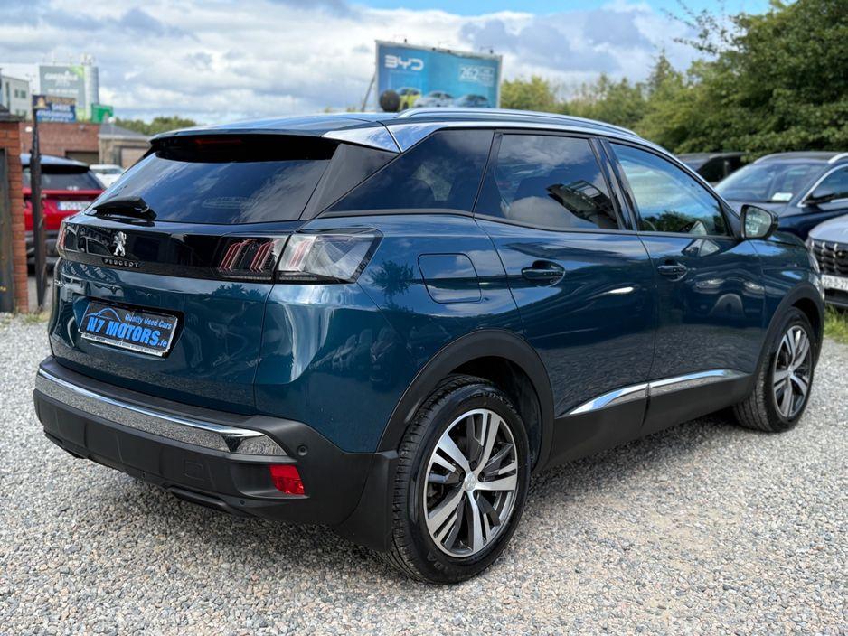 2021 Peugeot 3008 - rear view