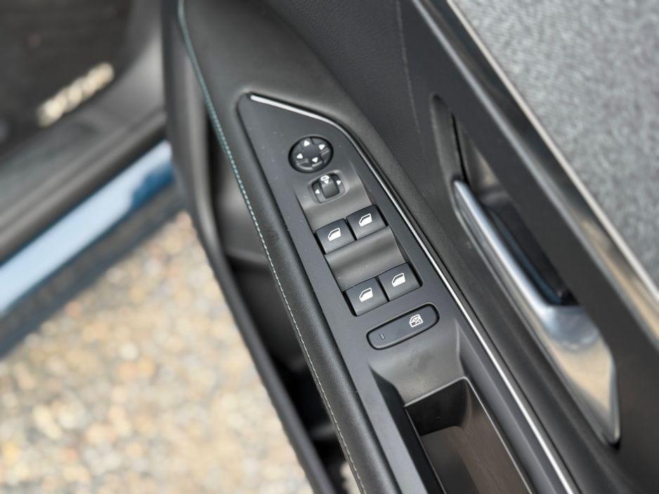 2021 Peugeot 3008 - photo 17