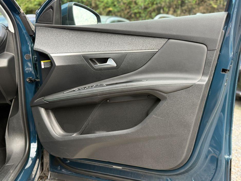 2021 Peugeot 3008 - photo 16