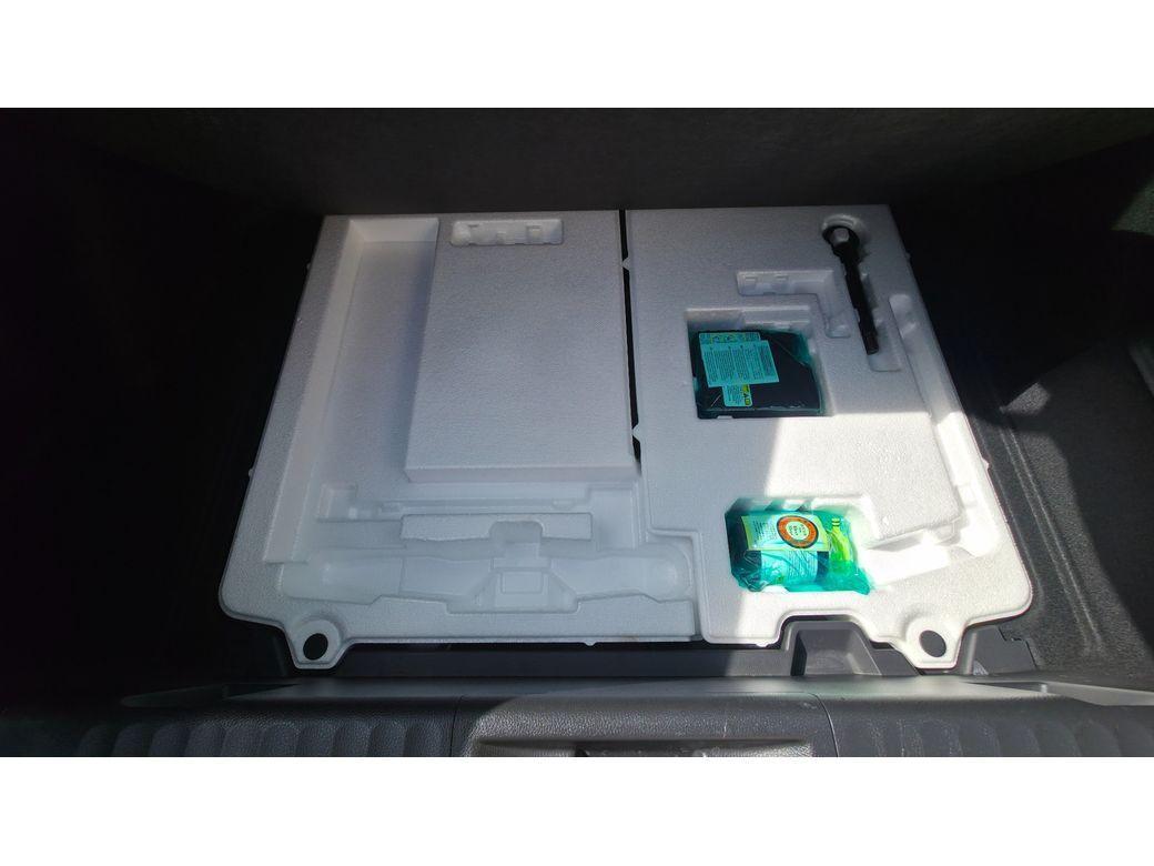 2023 Toyota Prius - photo 23