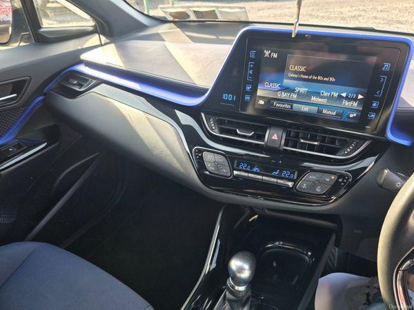Toyota C-HR 2018 - photo 9