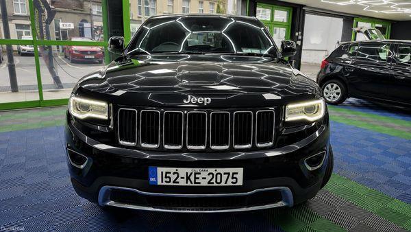 Jeep Grand Cherokee Limited 4x4 258 bhp - interior view
