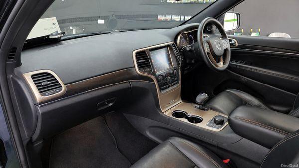 Jeep Grand Cherokee Limited 4x4 258 bhp - photo 16