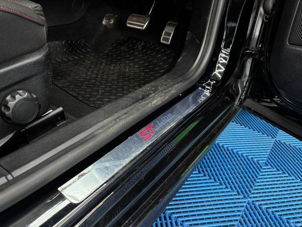2020 Ford Focus ST-Line 1 Year Warranty - photo 13