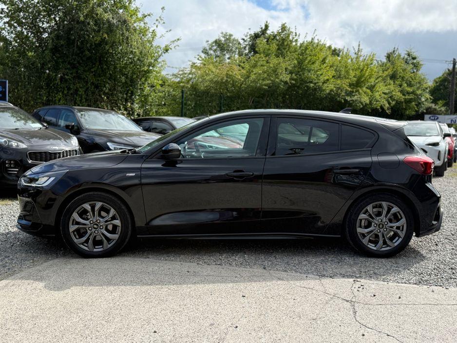 2023 Ford Focus - photo 6