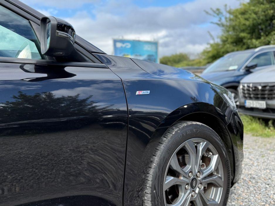2023 Ford Focus - photo 12