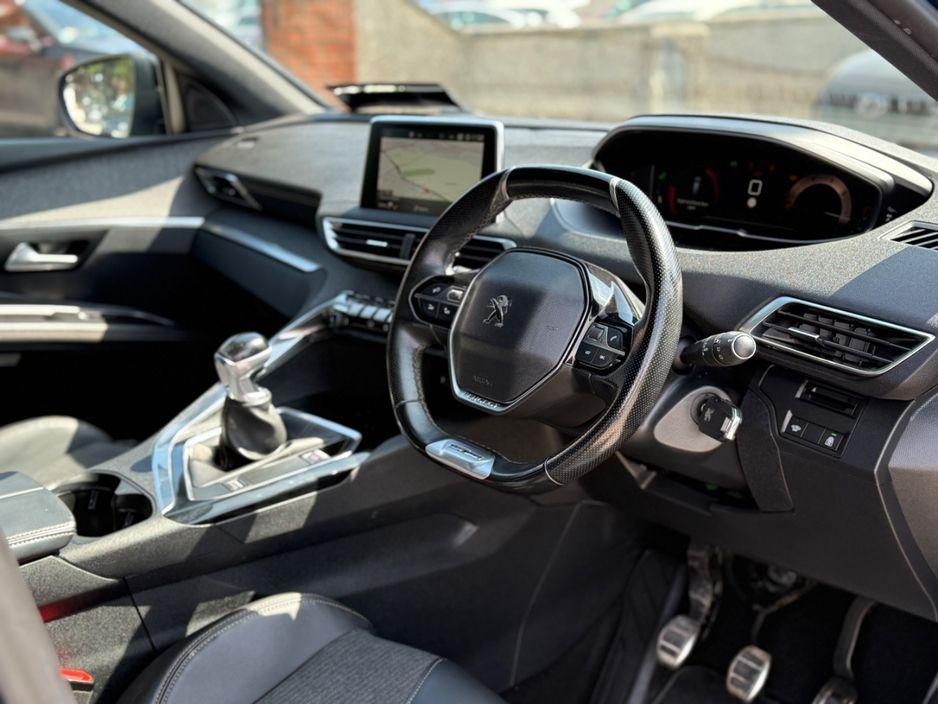 2018 Peugeot 5008 / 7 Seater - photo 15