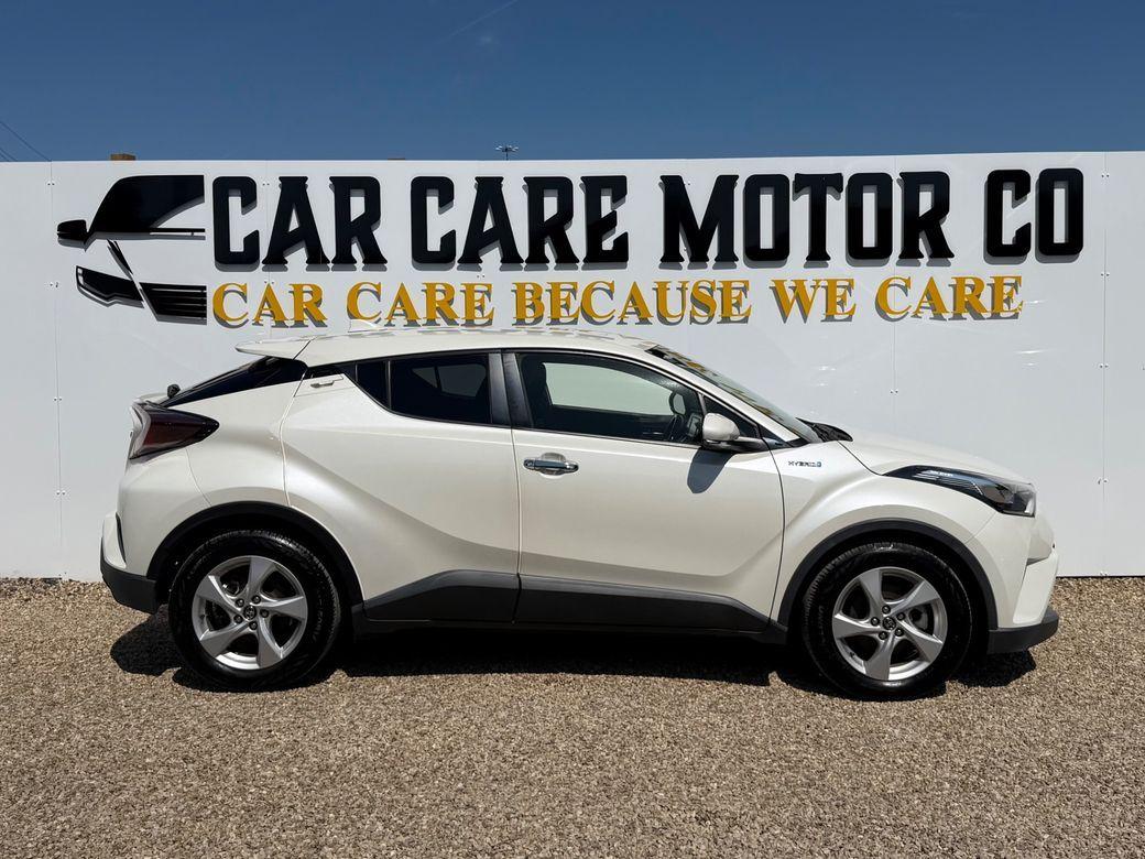 2018 Toyota C-HR - photo 2