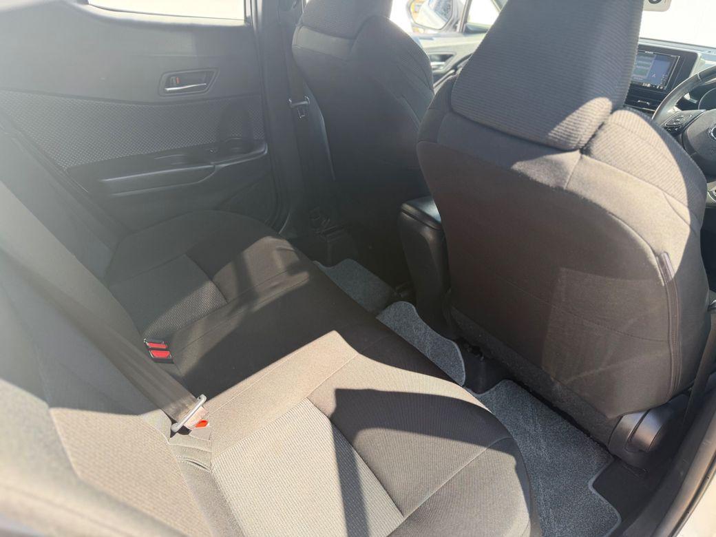 2018 Toyota C-HR - photo 13