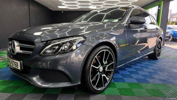 Mercedes-Benz C350E 278 BHP - photo 6