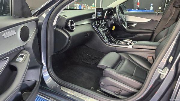 Mercedes-Benz C350E 278 BHP - photo 14