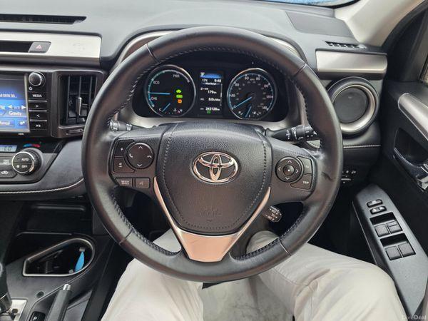 Toyota RAV4 2016 - photo 8
