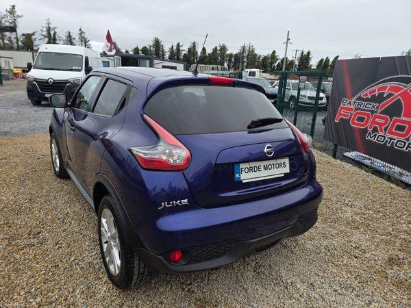 Nissan Juke 2017 - rear view