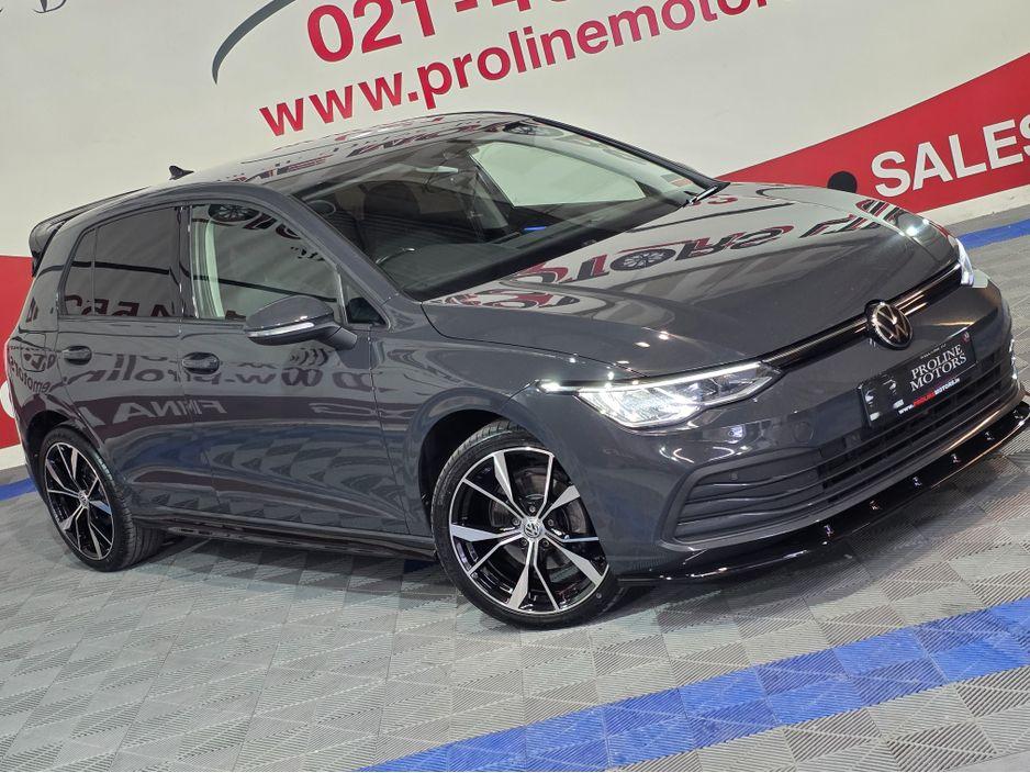 2022 Volkswagen Golf - photo 1