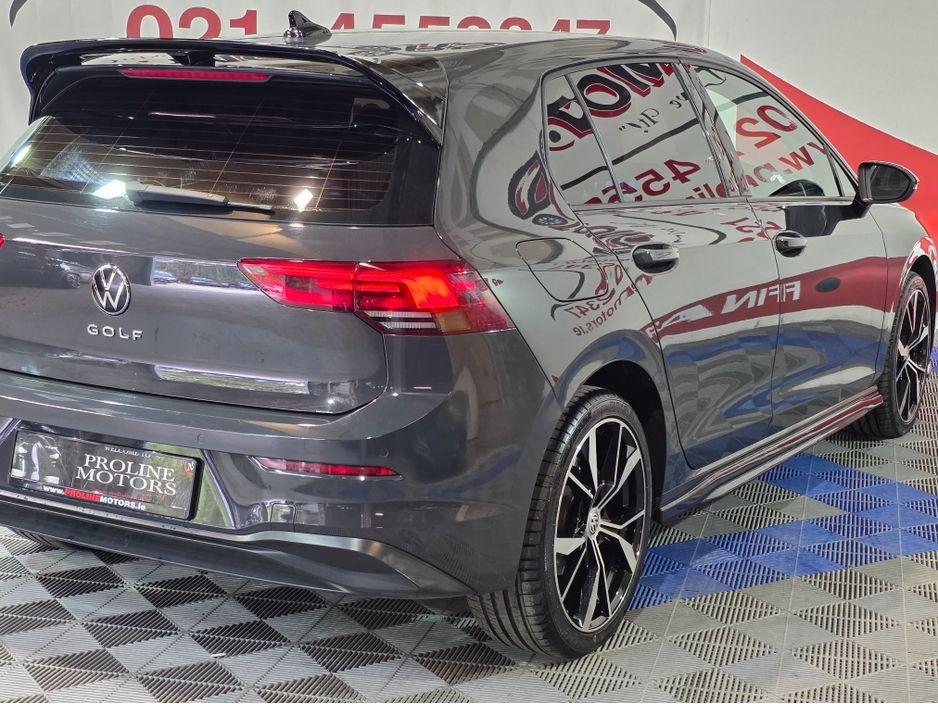 2022 Volkswagen Golf - photo 5