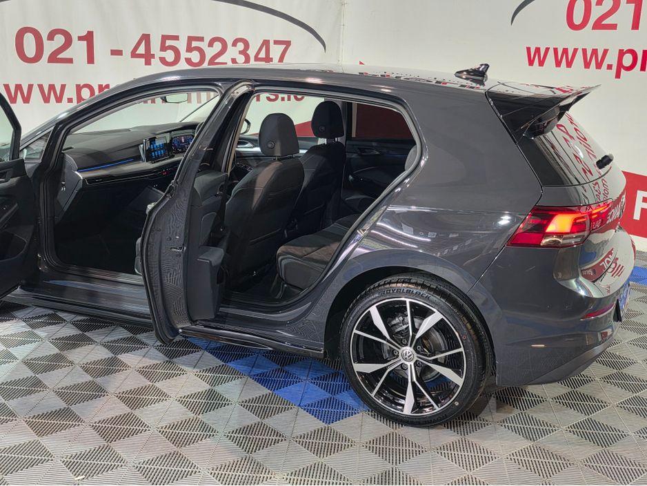 2022 Volkswagen Golf - photo 8