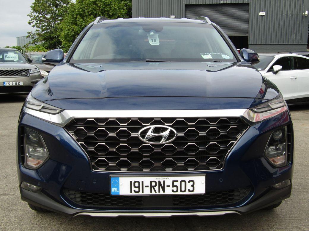 2019 Hyundai Santa Fe - interior view