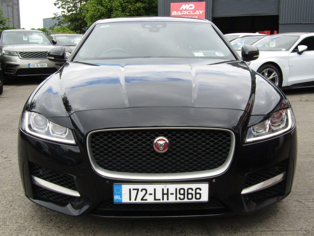 2017 Jaguar XF - photo 2