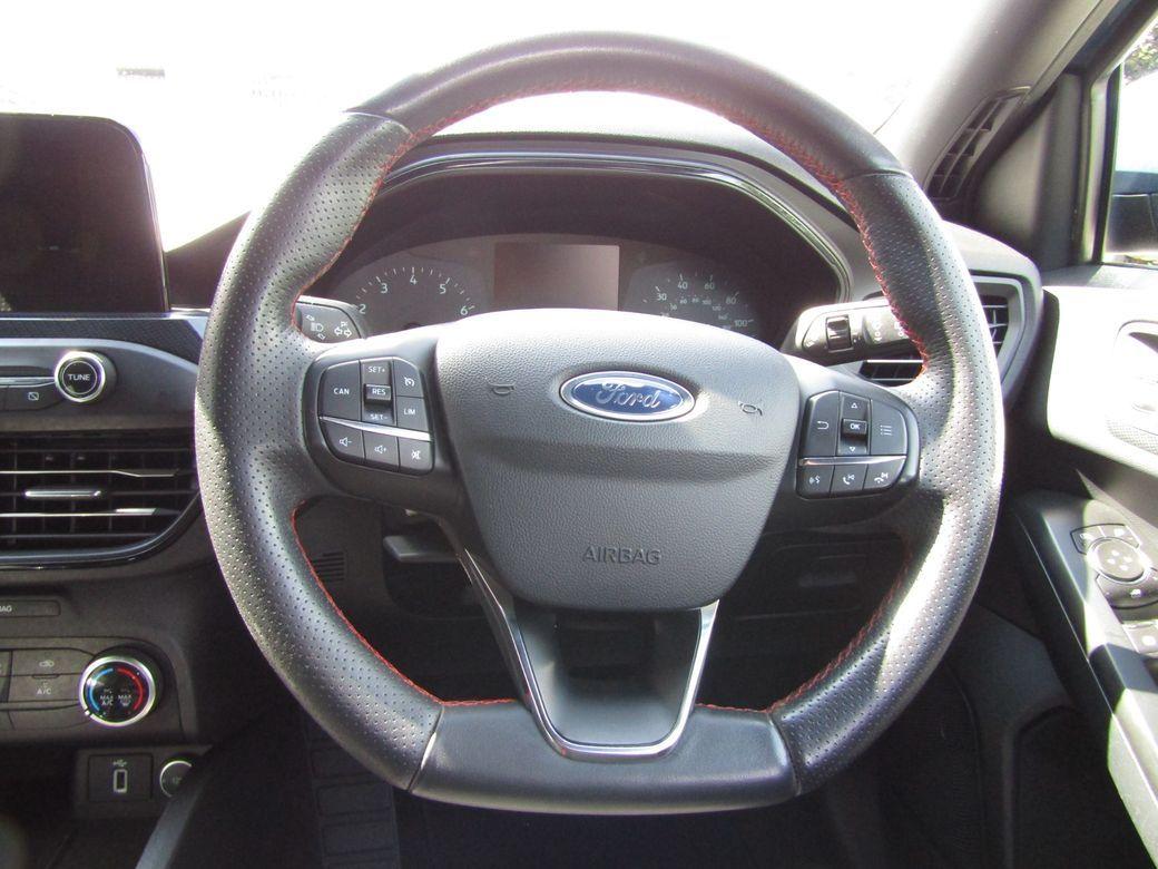 2019 Ford Focus - photo 8