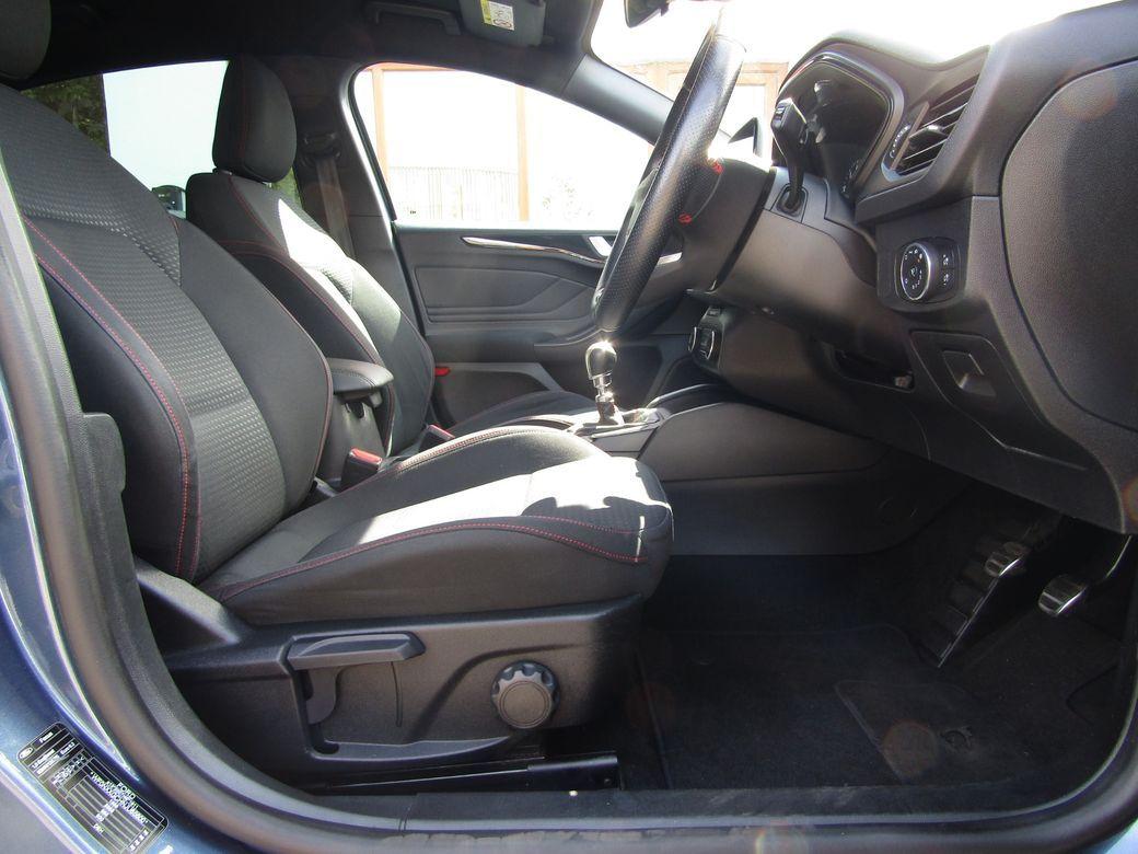 2019 Ford Focus - photo 11