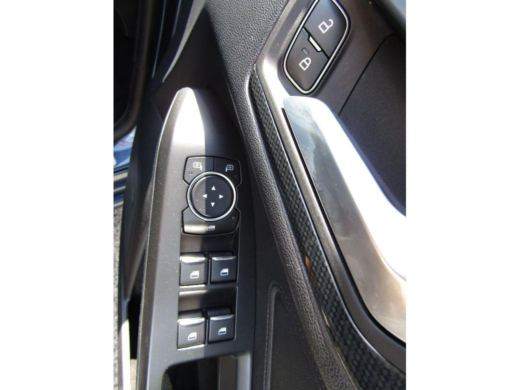 2019 Ford Focus - photo 15