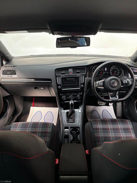 2014 Volkswagen Golf GTI - photo 12