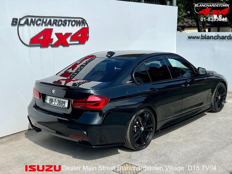 2018 BMW 3 Series - interior view